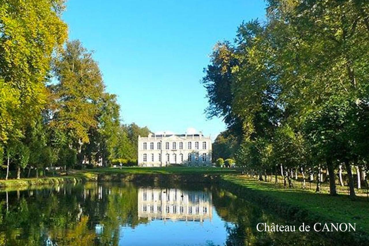 Les Gites Du Douet Du Houlle Courcy (Manche) Exterior foto