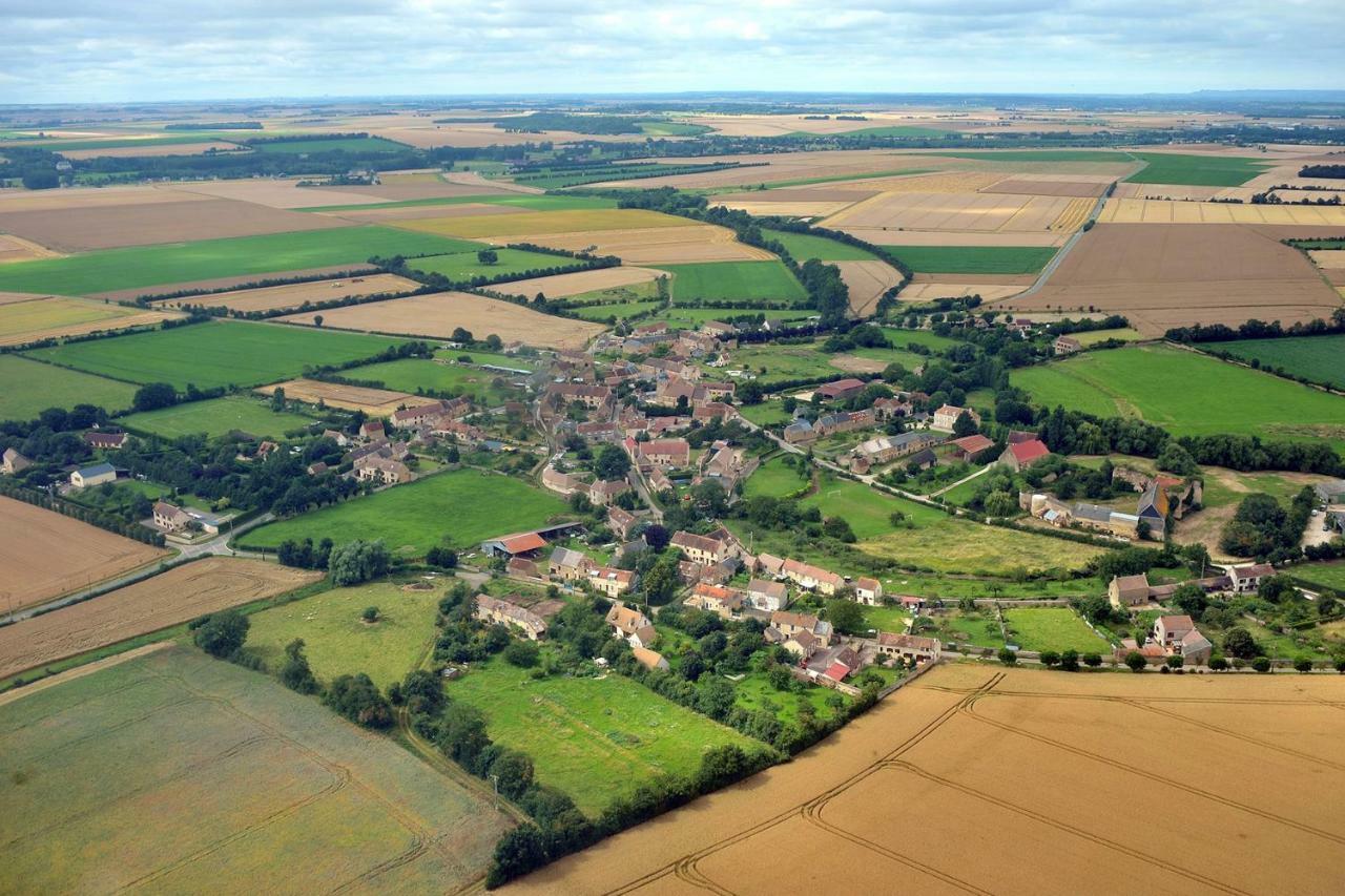 Les Gites Du Douet Du Houlle Courcy (Manche) Exterior foto